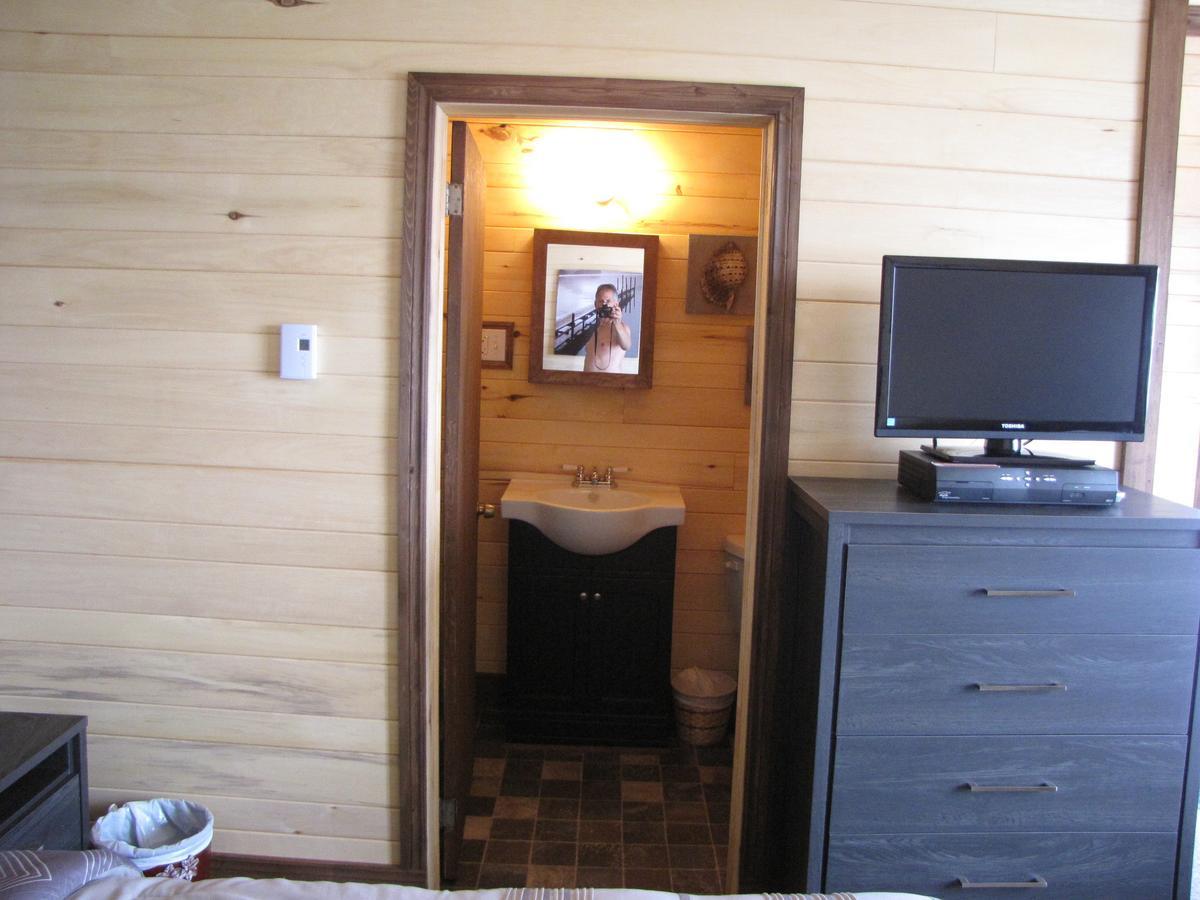 Cap-des-Rosiers Motel Du Haut Phare חדר תמונה