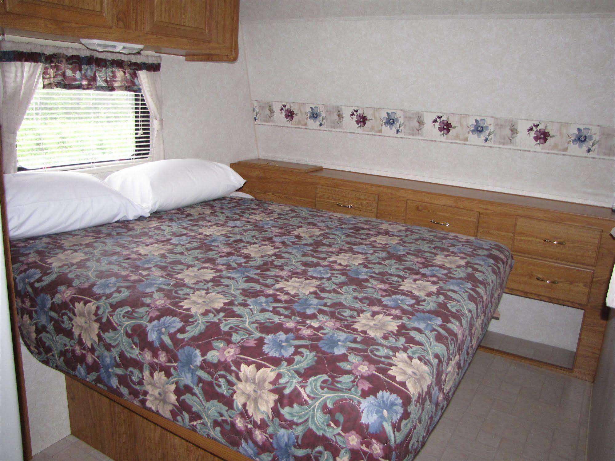 Cap-des-Rosiers Motel Du Haut Phare מראה חיצוני תמונה